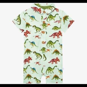 POSH PEANUT SHORT SLEEVE COLLARED HENLEY ROMPER- never worn!